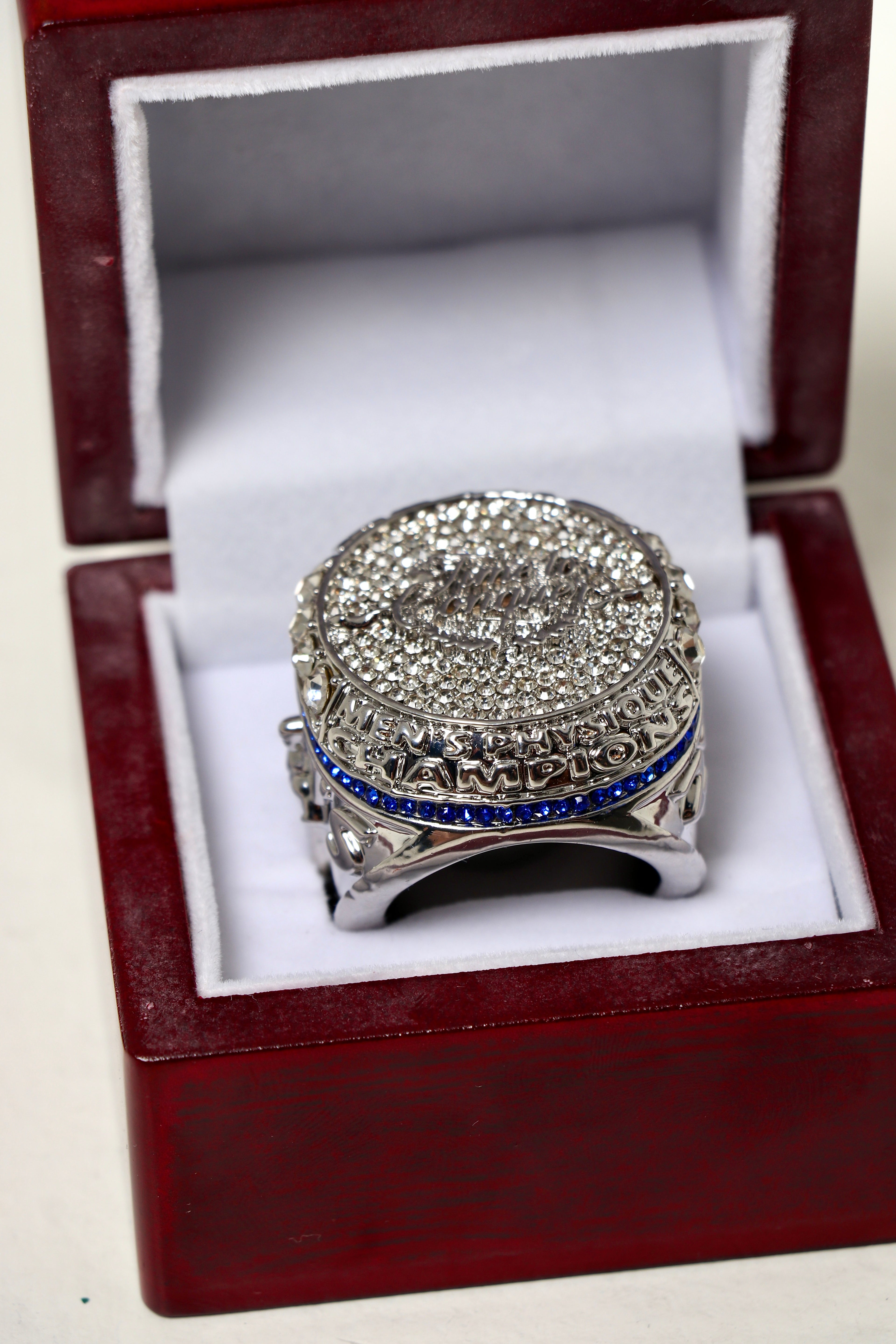Anillo Time to Conquer